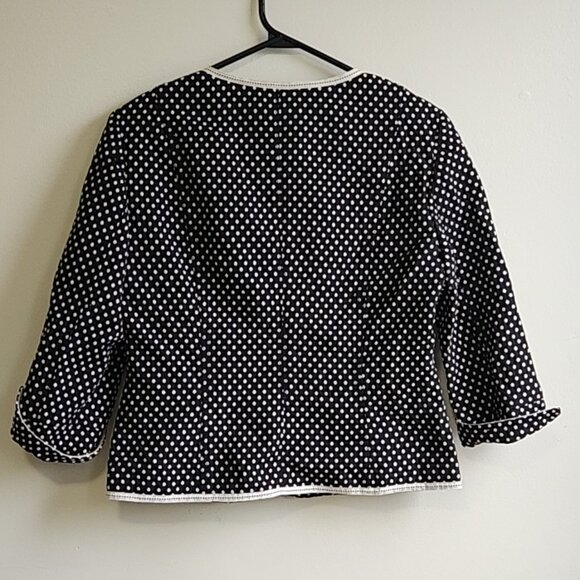 Cute zip up fitted blazer - Picture 2 of 2